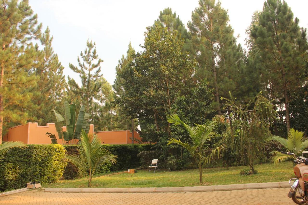Saltek Forest Cottages Masindi Exterior photo