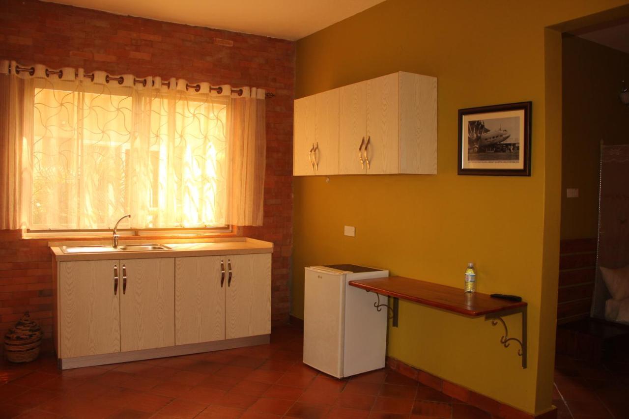 Saltek Forest Cottages Masindi Exterior photo