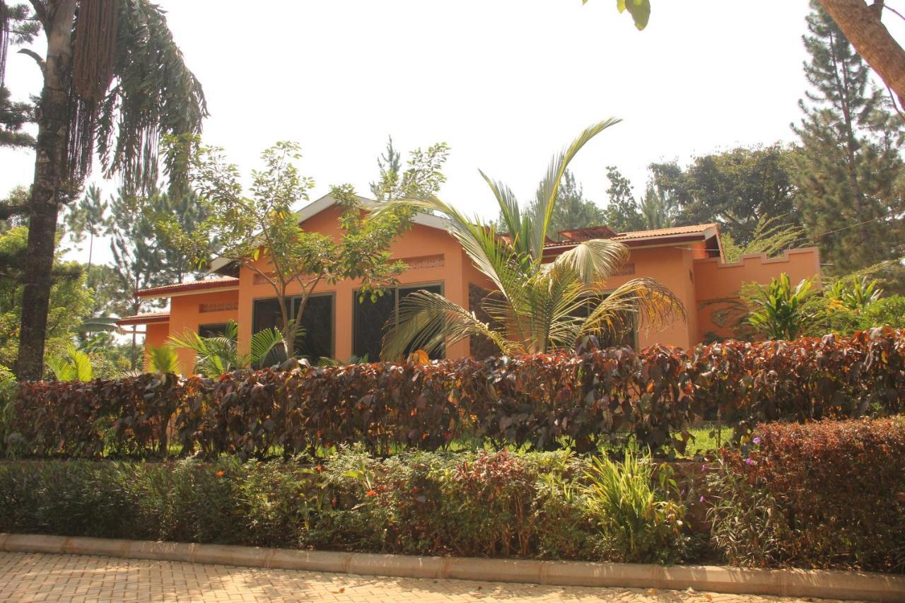 Saltek Forest Cottages Masindi Exterior photo